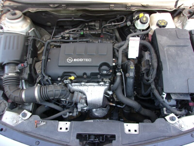 Opel Insignia Klimatronic 2-stref, Ele. bagażnik, Podgrz. fotele + kierownica, PDC A (2008-2017)