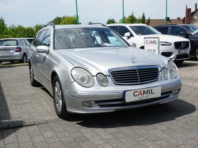 Mercedes E 320 zarejestrowany , ubezpieczony W211 (2002-2009)
