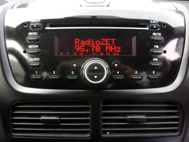 Fiat Doblo Klimatronic, Ele szyby 4x, Ele lusterka, Podgrz. fotele Hak holowniczy II (2009-)