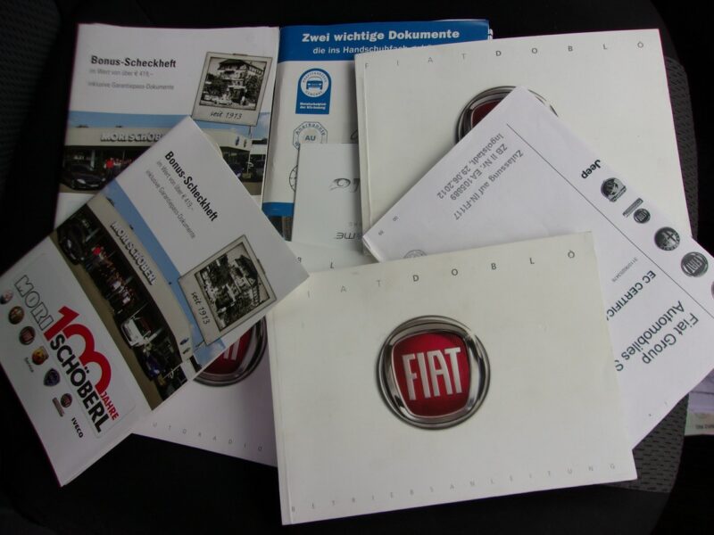 Fiat Doblo Klimatronic, Ele szyby 4x, Ele lusterka, Podgrz. fotele Hak holowniczy II (2009-)