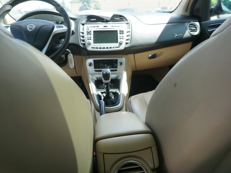 Lancia Delta zarejestrowany, ubezpieczony III (2008-)