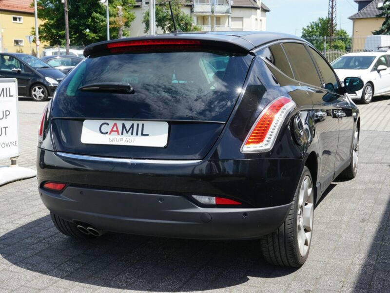 Lancia Delta zarejestrowany, ubezpieczony III (2008-)