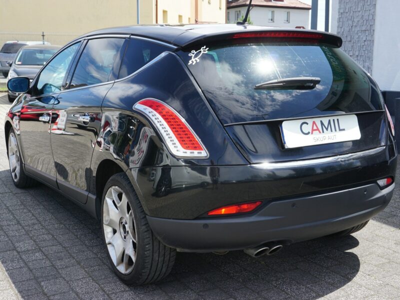Lancia Delta zarejestrowany, ubezpieczony III (2008-)