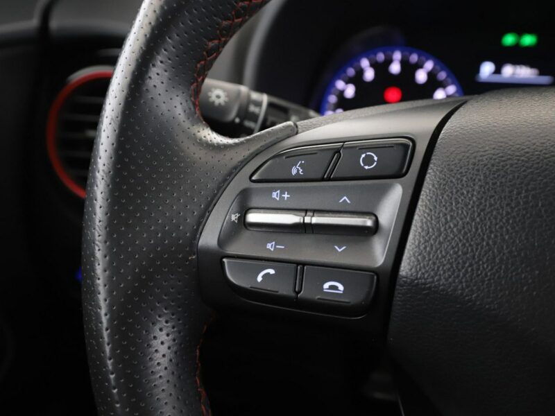 Hyundai Kona Executive automat 177KM 4x4 skóra navi kamera grzane fotele ACC I (2017-2023)