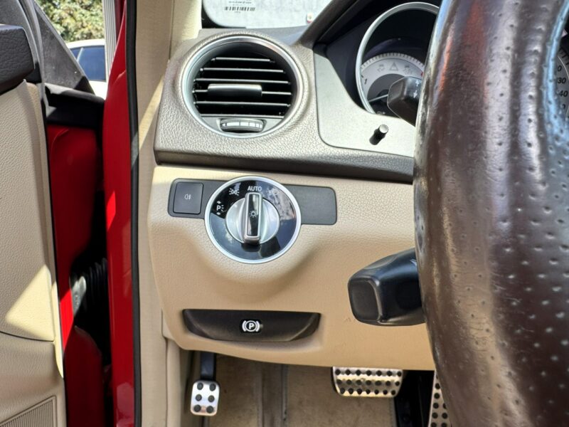Mercedes C 250 Kamera cofania, Podgrzewane fotele, Panorama dach otwierana, LED W204 (2007-2014)