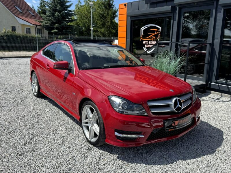 Mercedes C 250 Kamera cofania, Podgrzewane fotele, Panorama dach otwierana, LED W204 (2007-2014)