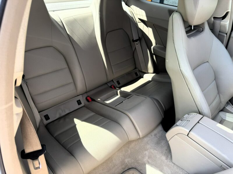 Mercedes C 250 Kamera cofania, Podgrzewane fotele, Panorama dach otwierana, LED W204 (2007-2014)