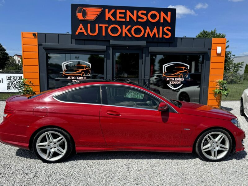 Mercedes C 250 Kamera cofania, Podgrzewane fotele, Panorama dach otwierana, LED W204 (2007-2014)