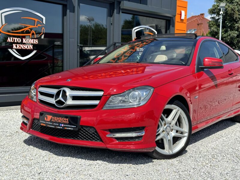 Mercedes C 250 Kamera cofania, Podgrzewane fotele, Panorama dach otwierana, LED W204 (2007-2014)