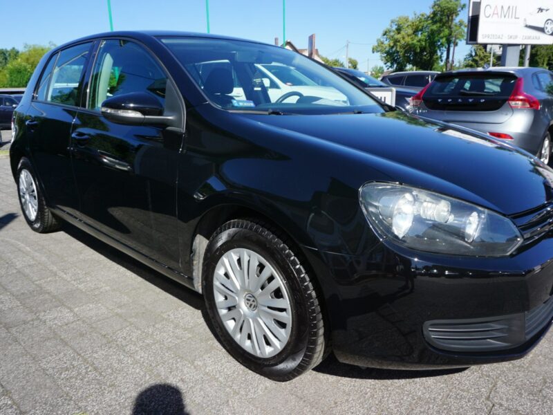 Volkswagen Golf w bardzo dobrej kondycji mechanicznej i lakierniczej, 5 drzwi, klima, VI (2008-2012)