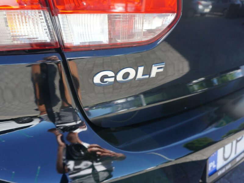 Volkswagen Golf w bardzo dobrej kondycji mechanicznej i lakierniczej, 5 drzwi, klima, VI (2008-2012)