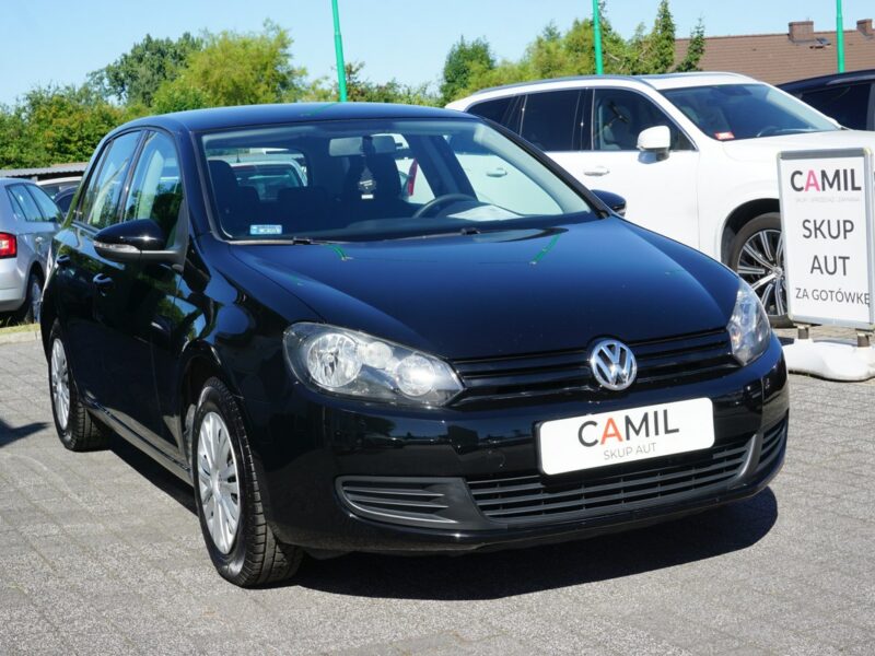 Volkswagen Golf w bardzo dobrej kondycji mechanicznej i lakierniczej, 5 drzwi, klima, VI (2008-2012)