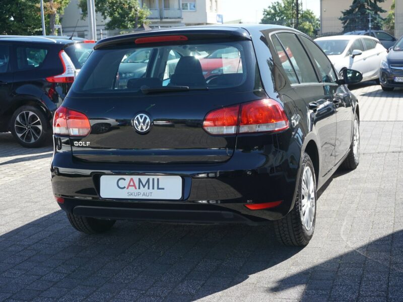 Volkswagen Golf w bardzo dobrej kondycji mechanicznej i lakierniczej, 5 drzwi, klima, VI (2008-2012)