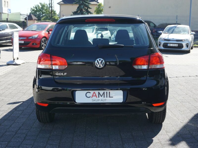 Volkswagen Golf w bardzo dobrej kondycji mechanicznej i lakierniczej, 5 drzwi, klima, VI (2008-2012)