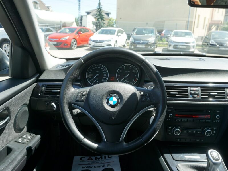 BMW 318 zarejestrowany, ubezpieczony E90 (2005-2012)