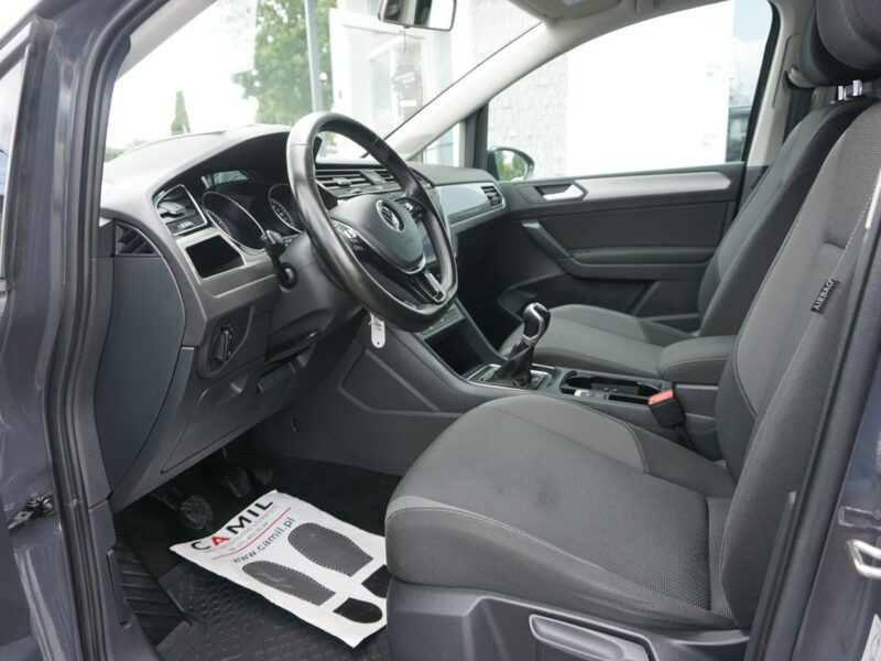 Volkswagen Touran TSi 150KM, Polski Salon, Jeden Użytkownik, Full Serwis, Rok Gwarancji, III (2015-)