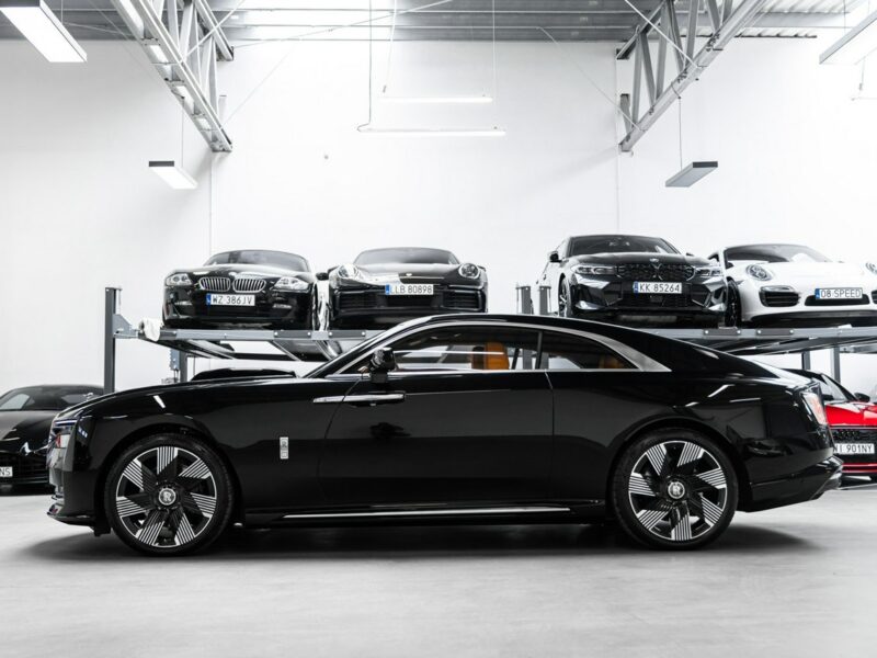 Rolls-Royce Spectre Bezwypadkowy. Launch Package. Bespoke. Black Diamond. Gwarancja.
