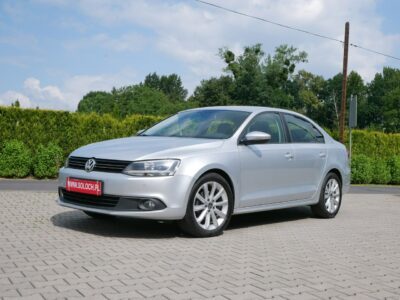 Volkswagen Jetta 1.6TDI 140KM [Eu5] Sedan Comfrotline - Automat DSG 7b. -Zobacz A6 (2010-)
