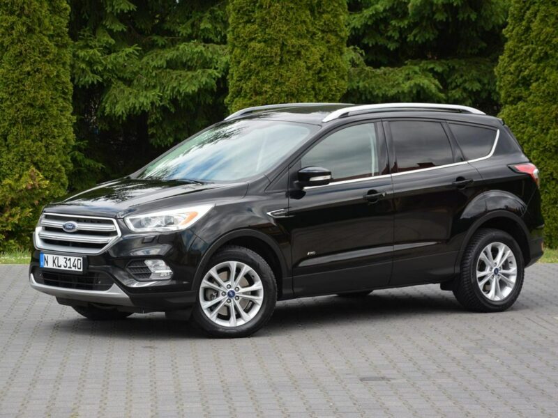 Ford Kuga Titanium 4WD Ledy Bi-xenon Skóry Navi Kamera Park Assist el.klapa II (2012-)