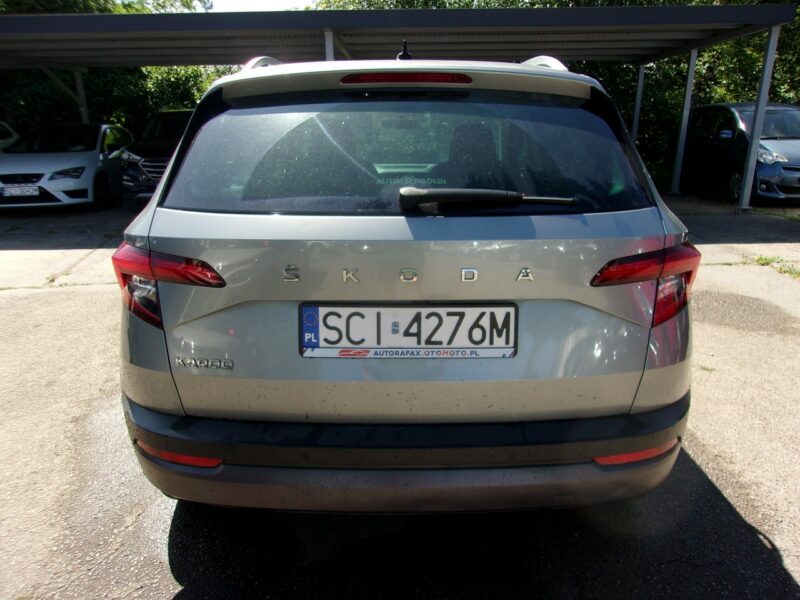 Škoda Karoq Klimatronic 2-strefowy, Nawigacja, PDC, Kamera cofania, Półskóra