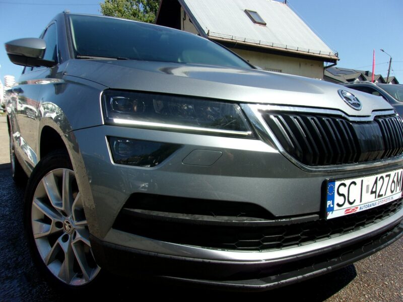Škoda Karoq Klimatronic 2-strefowy, Nawigacja, PDC, Kamera cofania, Półskóra