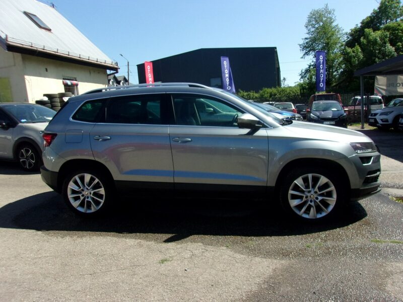 Škoda Karoq Klimatronic 2-strefowy, Nawigacja, PDC, Kamera cofania, Półskóra
