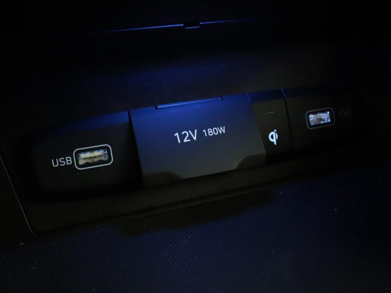 Hyundai Tucson HEV automat full LED navi kamera i czujniki parkowania IV (2020-)