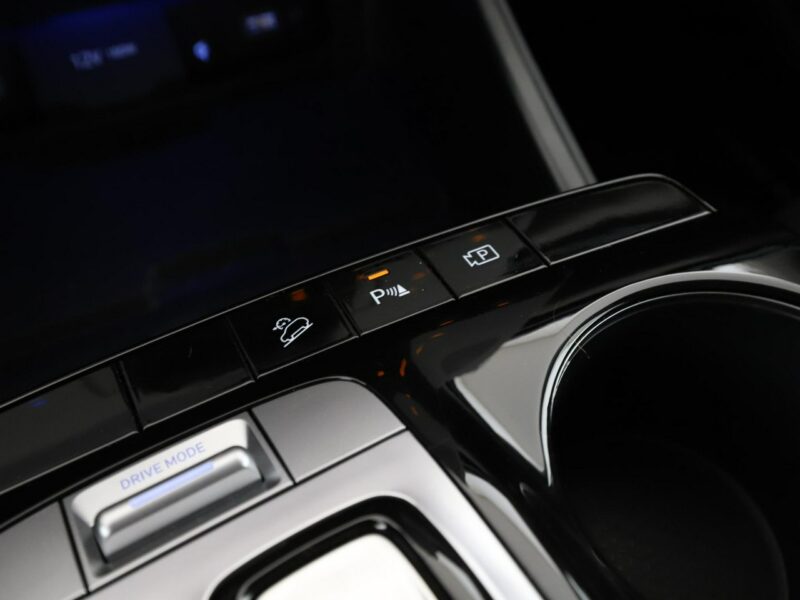 Hyundai Tucson HEV automat full LED navi kamera i czujniki parkowania IV (2020-)