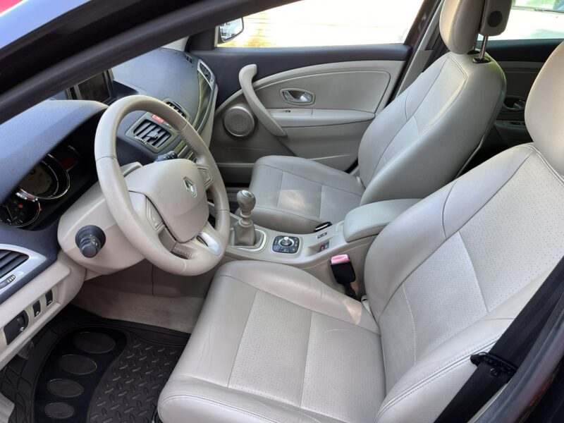 Renault Megane 1.4 Climatronic Alu grzane Skóry Navi GPS 6biegów Stan BDB BEzwypad III (2008-2016)