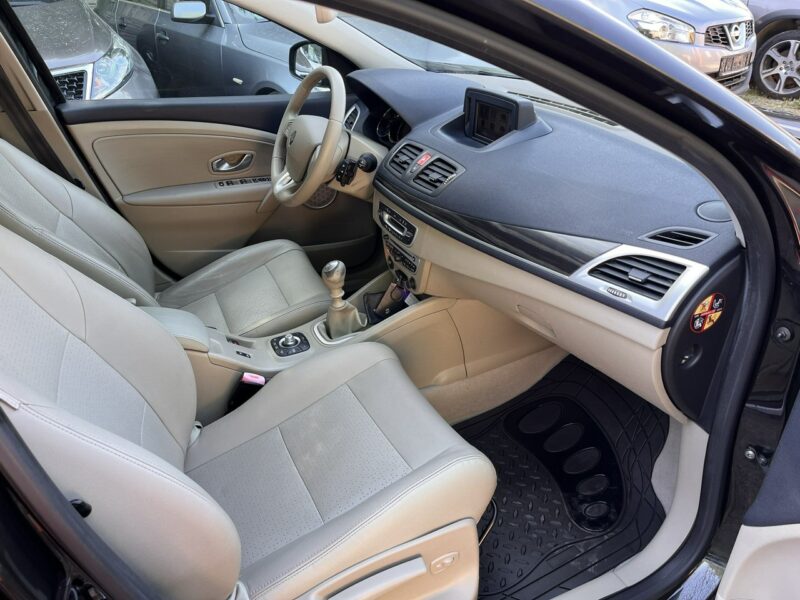 Renault Megane 1.4 Climatronic Alu grzane Skóry Navi GPS 6biegów Stan BDB BEzwypad III (2008-2016)