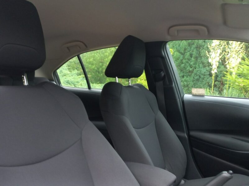 Toyota Corolla 1.6 16V Valvematic 132KM FV23% 1rej.2020r 39700 export E21 (2019-)