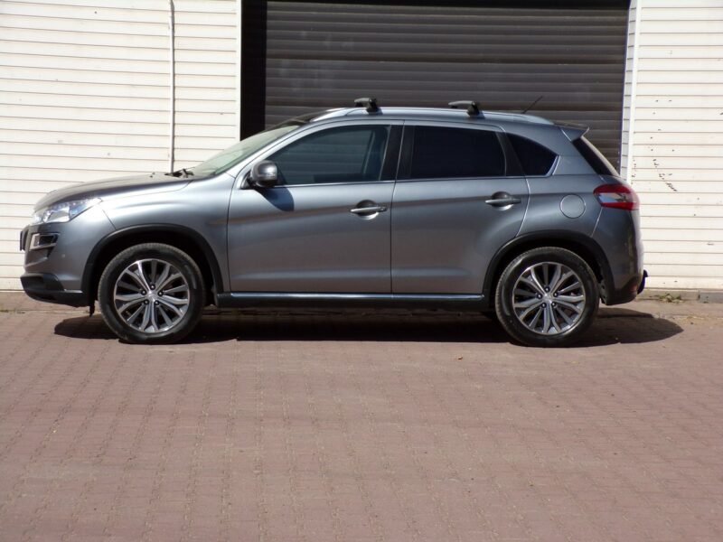 Peugeot 4008 Xenon /4X4 /Skóry /Led /Navi /1,6 /114KM /2013