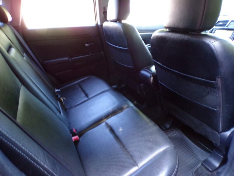 Peugeot 4008 Xenon /4X4 /Skóry /Led /Navi /1,6 /114KM /2013