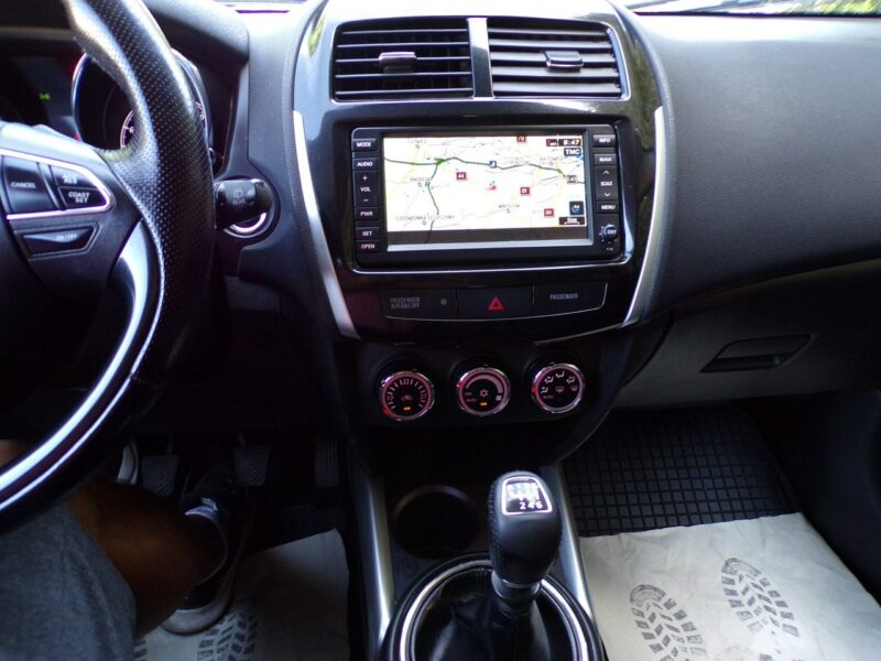 Peugeot 4008 Xenon /4X4 /Skóry /Led /Navi /1,6 /114KM /2013