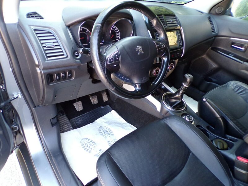 Peugeot 4008 Xenon /4X4 /Skóry /Led /Navi /1,6 /114KM /2013