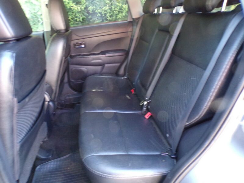 Peugeot 4008 Xenon /4X4 /Skóry /Led /Navi /1,6 /114KM /2013