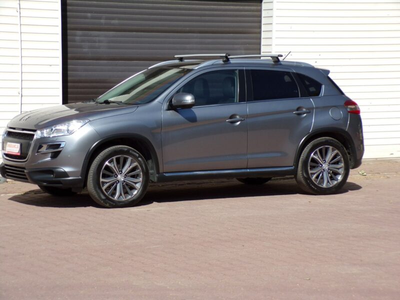 Peugeot 4008 Xenon /4X4 /Skóry /Led /Navi /1,6 /114KM /2013
