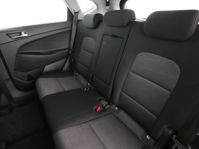 Hyundai Tucson 1.6 Advantage Klima Navi Tempomat Grzana Kierownica Fotele Kamera LED III (2015-2020)