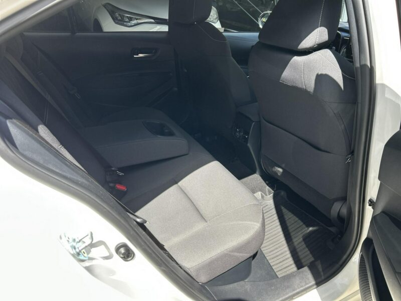 Toyota Corolla 1.8 HSD 122KM COMFORT STYLE TECH, salon Polska, gwarancja Seria E16 (2012-)