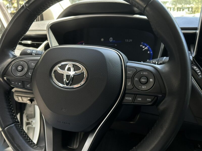 Toyota Corolla 1.8 HSD 122KM COMFORT STYLE TECH, salon Polska, gwarancja Seria E16 (2012-)