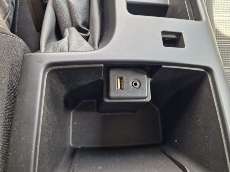 Opel Insignia 2.0 CDTI 120 KM, Klimatyzacja, LED, Bluetooth, Grzane Fotele, Alufelgi A (2008-2017)