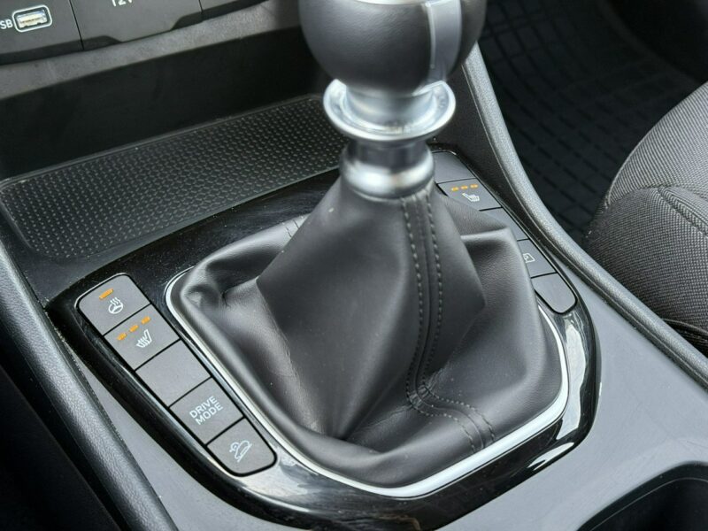 Hyundai Tucson 1.6T-GDI 6MT 150KM Modern Salon Polska Gwarancja 2029 Pierwszy wł FV23 IV (2020-)