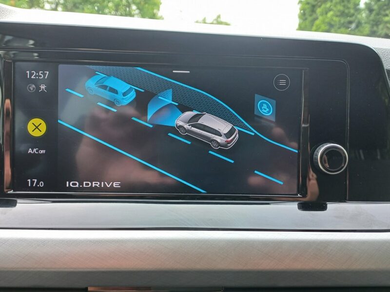 Volkswagen Golf DSG 1.5 eTSI EVO Salon PL Pełen serwis FV23% 55900 Netto ManetkiF1 VIII (2020-)
