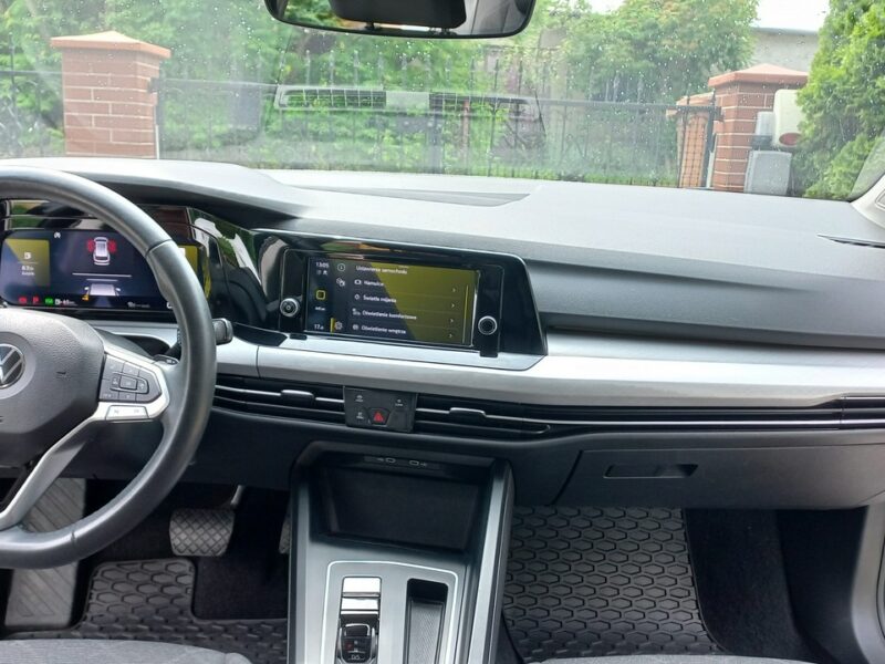 Volkswagen Golf DSG 1.5 eTSI EVO Salon PL Pełen serwis FV23% 55900 Netto ManetkiF1 VIII (2020-)