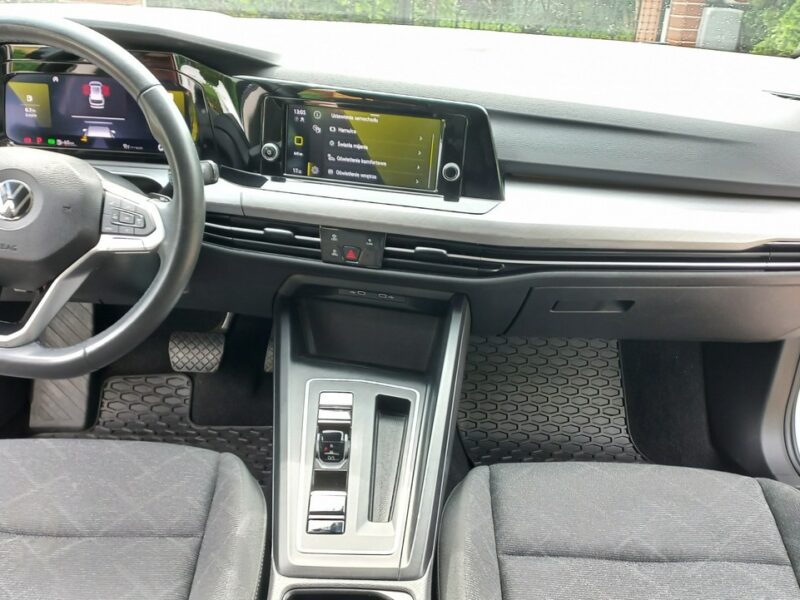 Volkswagen Golf DSG 1.5 eTSI EVO Salon PL Pełen serwis FV23% 55900 Netto ManetkiF1 VIII (2020-)