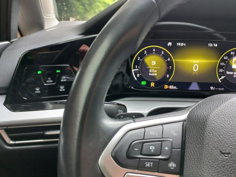 Volkswagen Golf DSG 1.5 eTSI EVO Salon PL Pełen serwis FV23% 55900 Netto ManetkiF1 VIII (2020-)