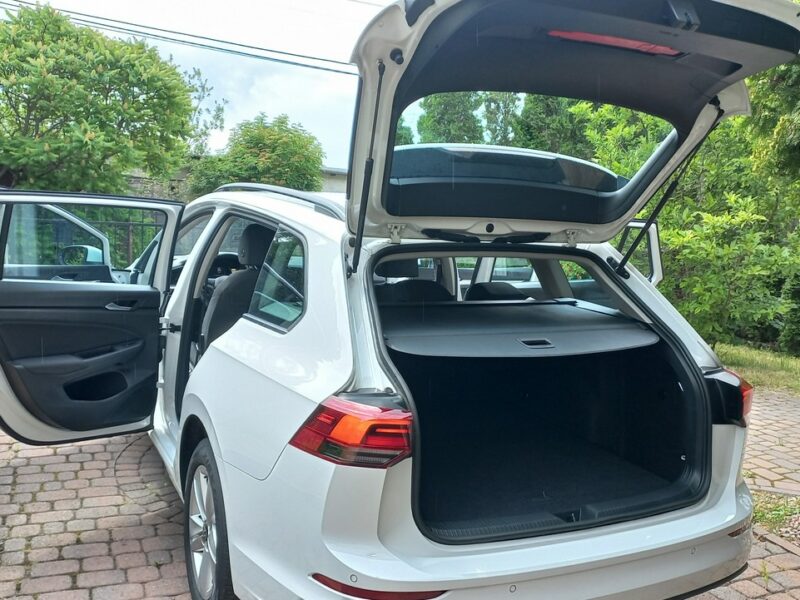 Volkswagen Golf DSG 1.5 eTSI EVO Salon PL Pełen serwis FV23% 55900 Netto ManetkiF1 VIII (2020-)