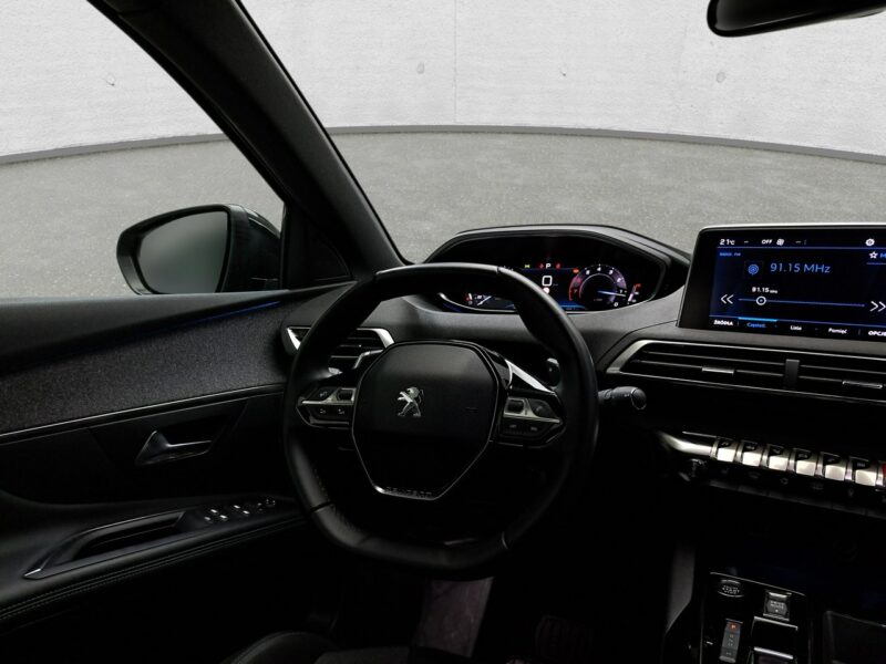 Peugeot 3008 II (2016-)