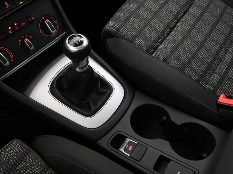 Audi Q3 4x4 xenon navi klima grzane fotele czujniki parkowania I (2011-2018)