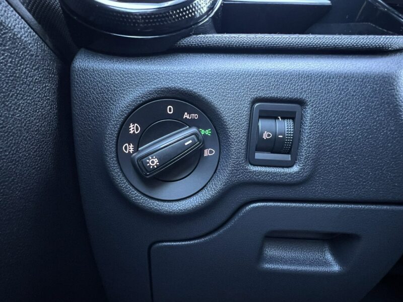 Škoda Fabia 1.0 TSI Selection LED, Grzane Fotele Salon PL IV (2021-)